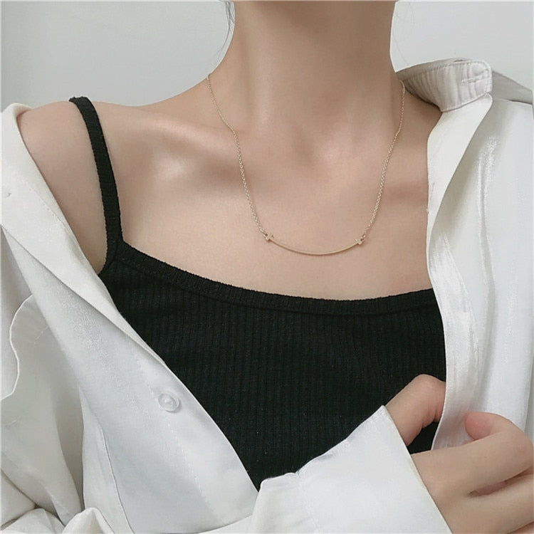 2020 Korean Gold Silver Color Smiling Shaped Bend Pendant Necklaces For Women Simple Fashion Party Jewelry
