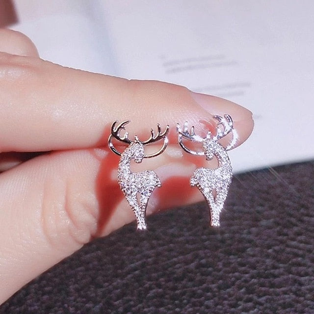 2021 New Lovely Snowflake Charm Earring For Women Christmas Gift Fashion Crystal Zircon Stud Earrings Girls New Year Jewelry
