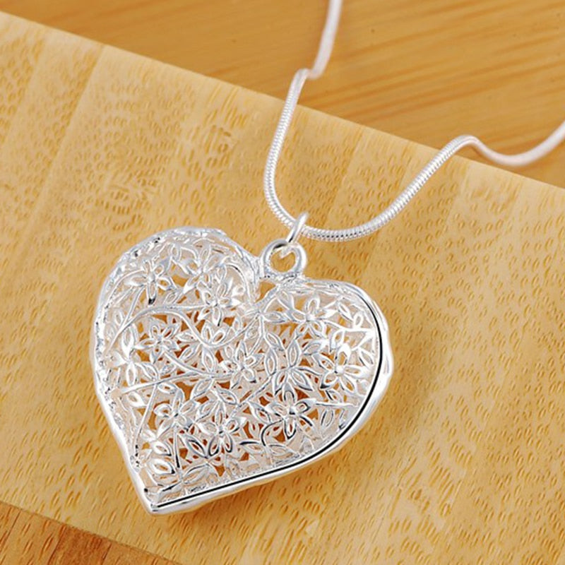 DOTEFFIL 925 Sterling Silver 18 Inch Carved Heart Pendant Snake Chain Necklace For Women Fashion Wedding Party Charm Jewelry