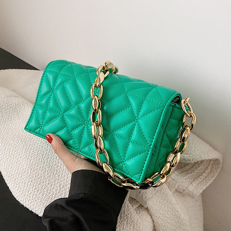 Designer Branded Solid Color Thick Chain Quilted Shoulder Bags for Women 2021 Summer New Fashion Purses and Handbag Clutch Flap