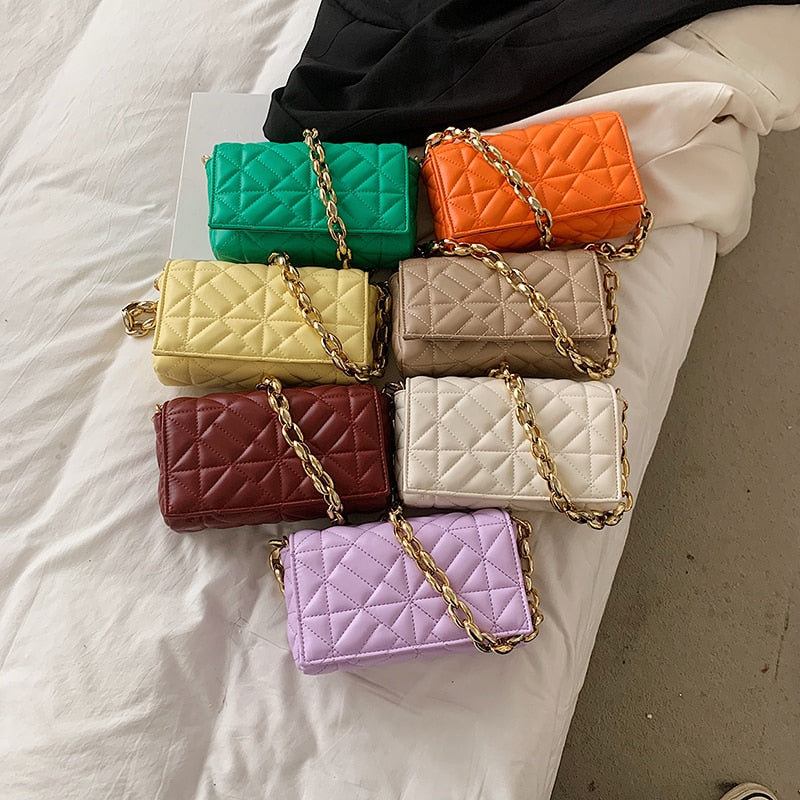 Designer Branded Solid Color Thick Chain Quilted Shoulder Bags for Women 2021 Summer New Fashion Purses and Handbag Clutch Flap