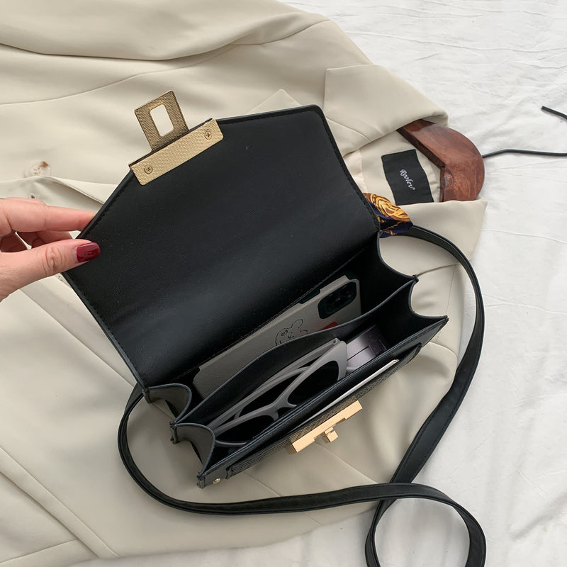European Fashion Female Square Bag 2021 New Quality PU Leather Women's Designer Handbag Rivet Lock Chain Shoulder Messenger Bags