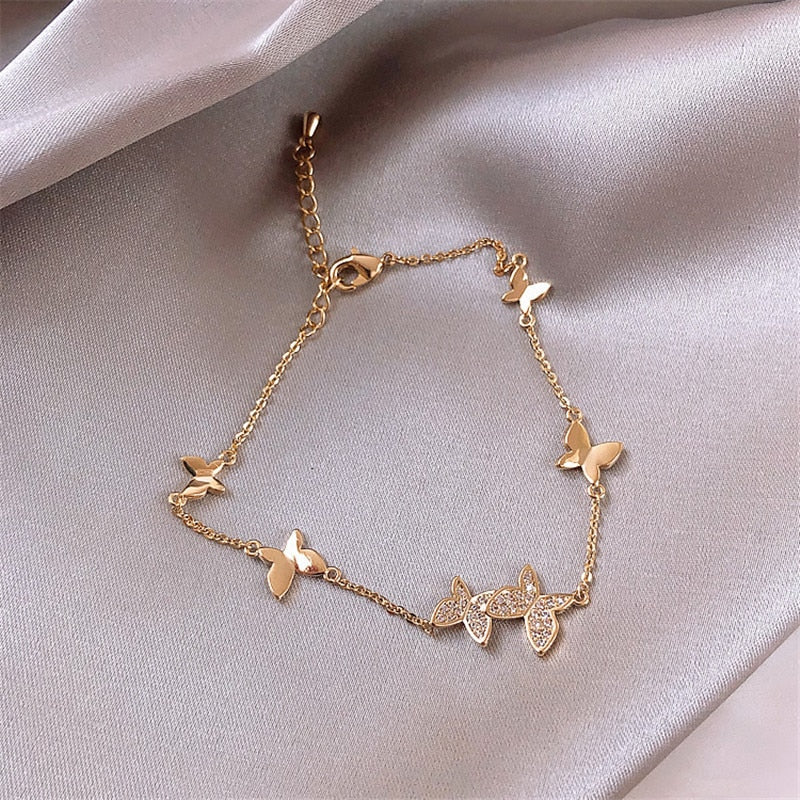 Fashion New AAA Cubic Zirconia Lucky Bracelet for Woman Shiny Crystal Butterfly Sweet Cuff Bracelet Female 2019 Jewelry Gifts