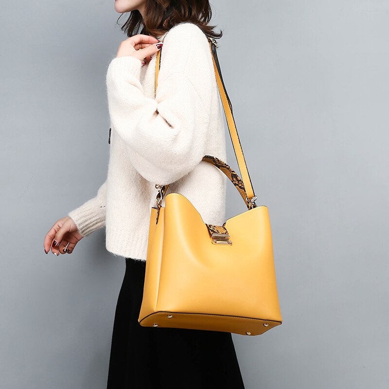 KMFFLY Fashion Crossbody Bags For Women 2019 Luxury Handbags Women Bags Designer Purses and Handbags Leather Travel Shoulder Bag
