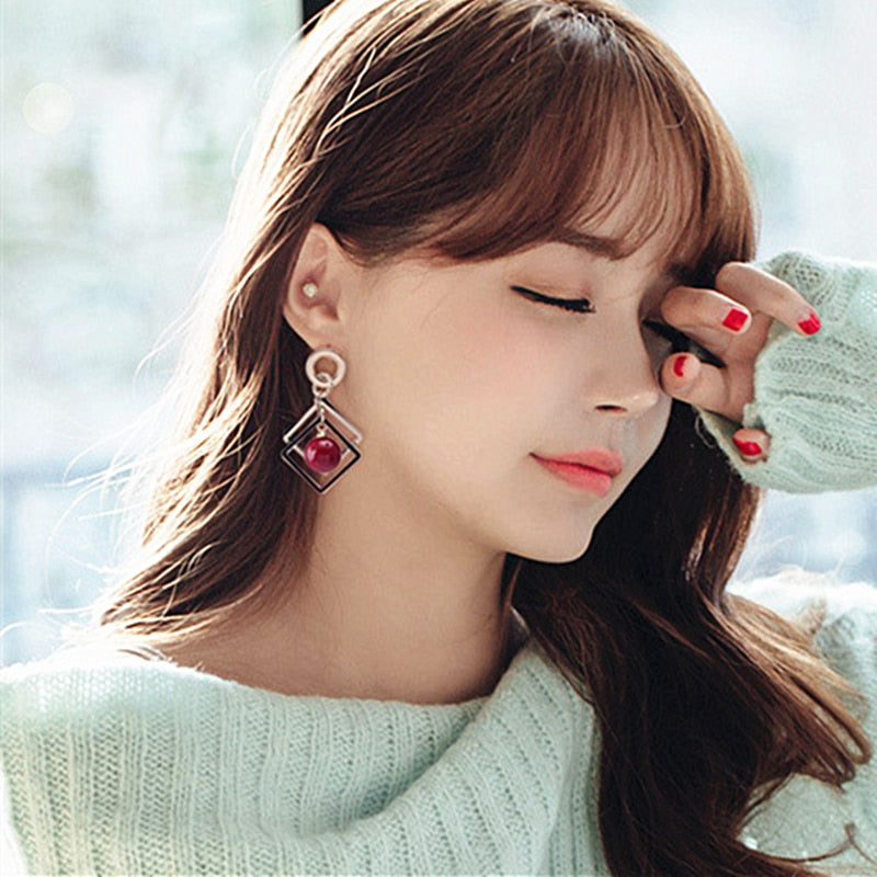 Korean Geometric Square Metal Frames Red Bead Earrings For Lovely Girls Fashion Jewelry Gifts Brincos Boucle D'oreille Femme