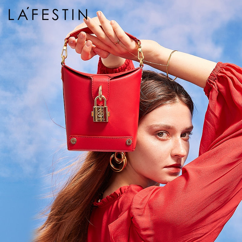 LA FESTIN Bucket bag 2020 new wave fashion leather lock buckle handbag female hit color shoulder messenger small bag